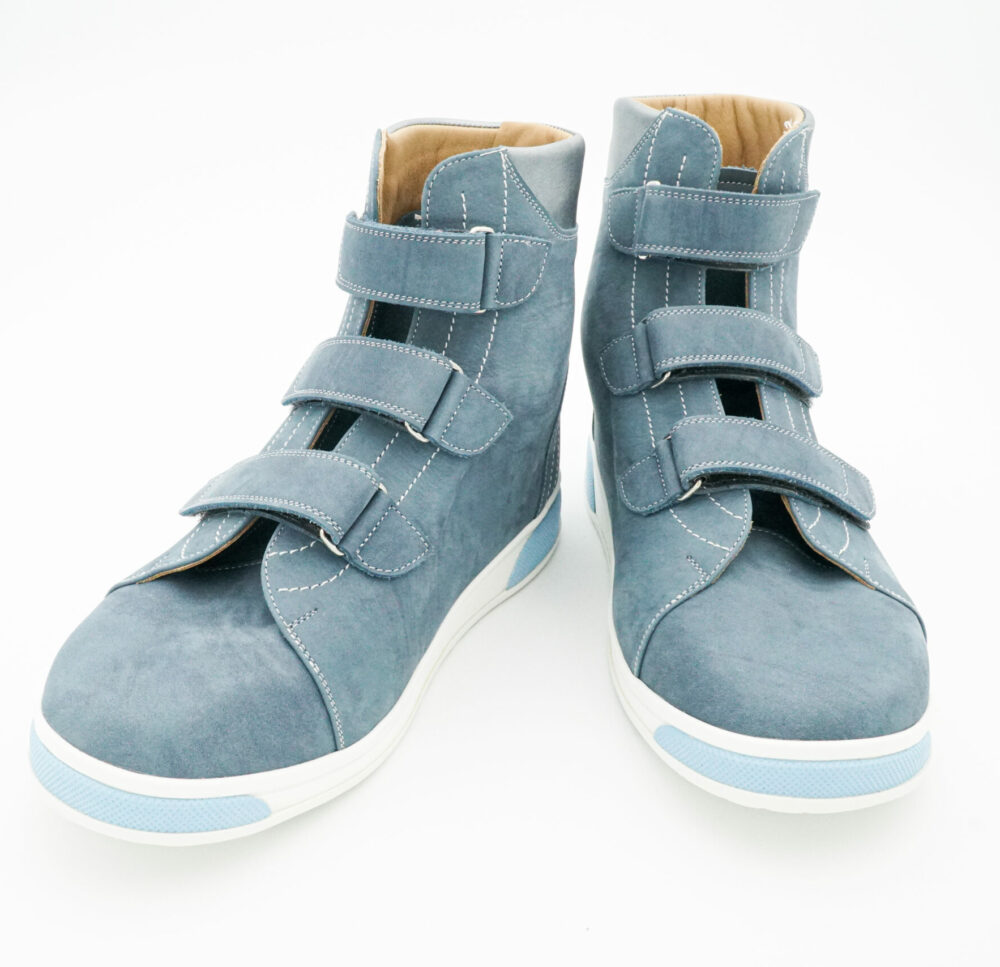 Moderner orthopädischer Maßschuh Orthopädischer Maßschuh von Hodey